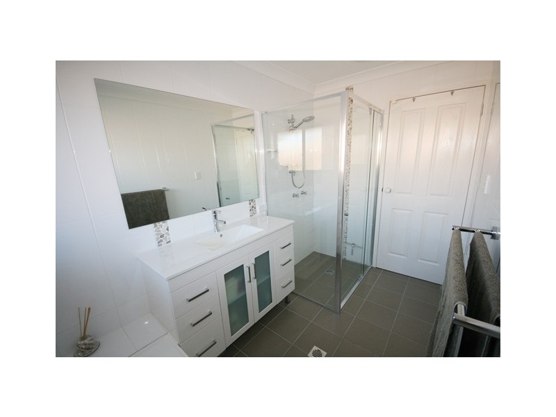 22 Snowgum Dr, Bilambil Heights NSW 2486