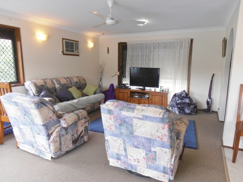 15 Carolina Cl, Elanora QLD 4221