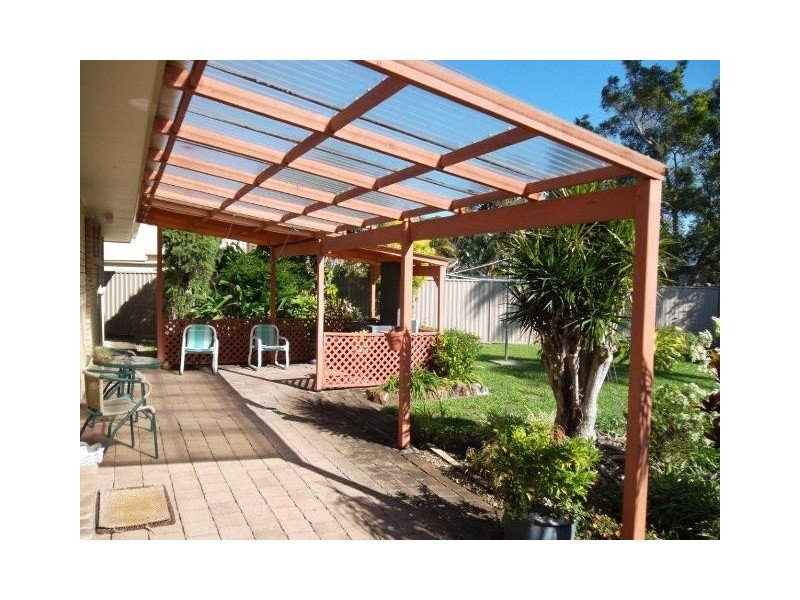 8 Sunset Boulevard, Tweed Heads West NSW 2485