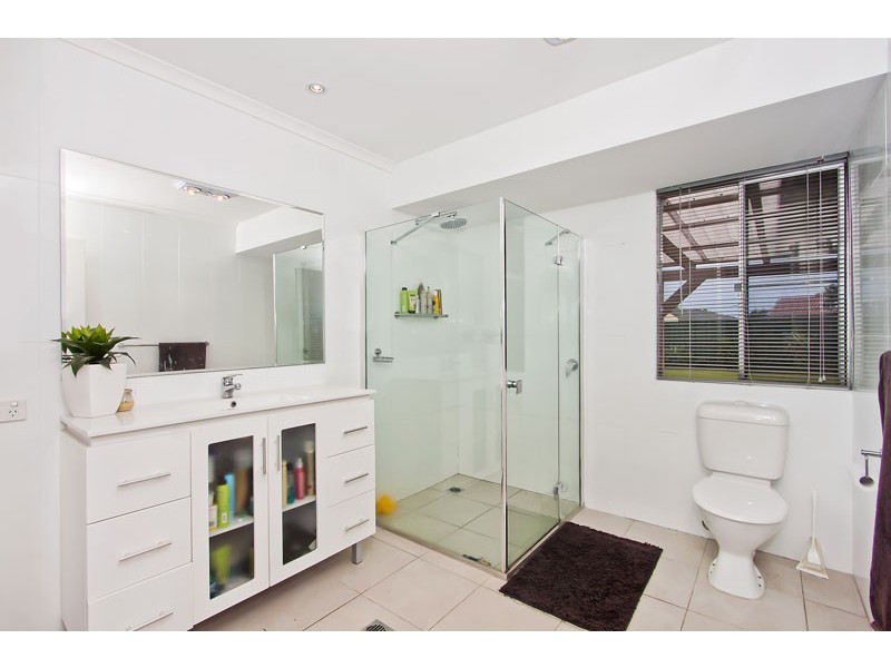 78 Saffron St, Elanora QLD 4221