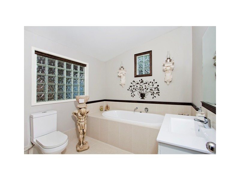 21 Broadwater Esp, Bilambil Heights NSW 2486