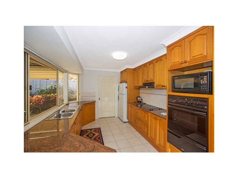 80 Glen Ayr Dr, Banora Point NSW 2486