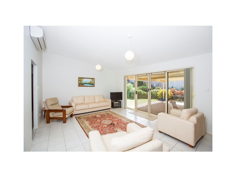 80 Glen Ayr Dr, Banora Point NSW 2486