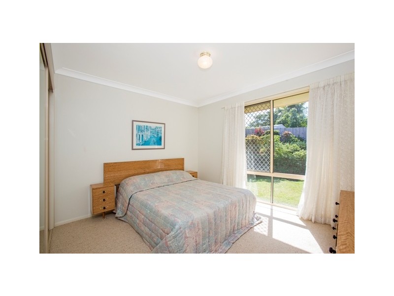 80 Glen Ayr Dr, Banora Point NSW 2486