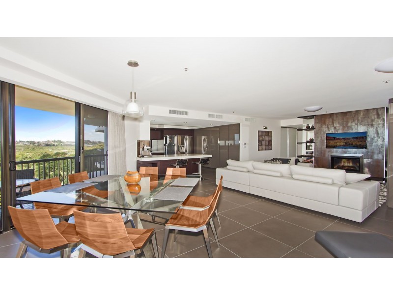 901 / 22 Kirkwood Rd, Tweed Heads South NSW 2486