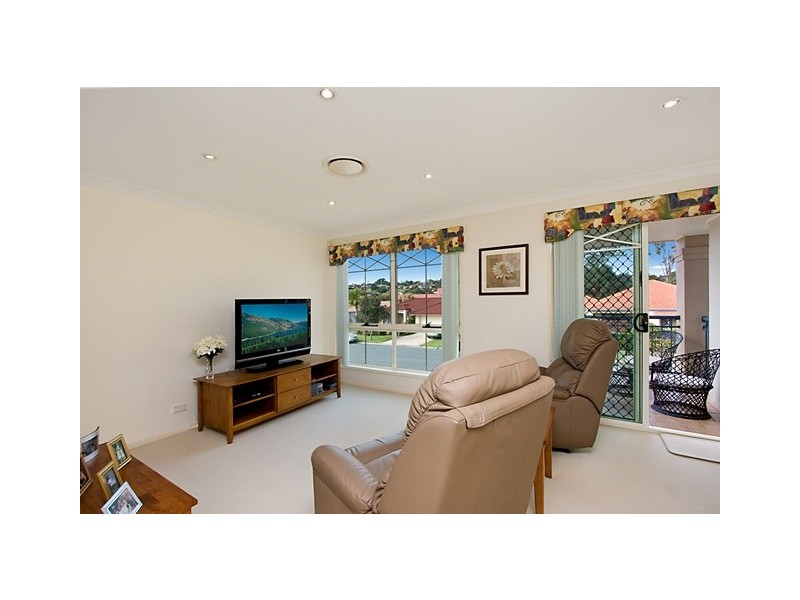 1 New Farm Place, Banora Point NSW 2486