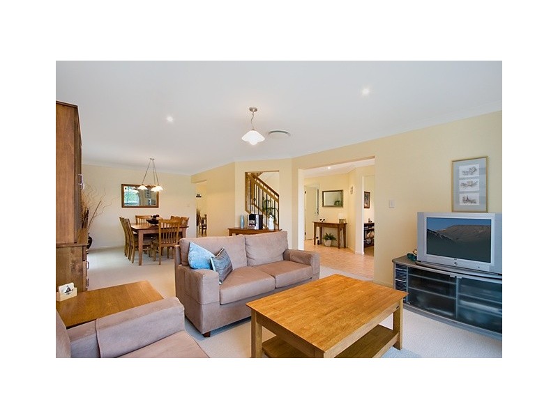 1 New Farm Place, Banora Point NSW 2486