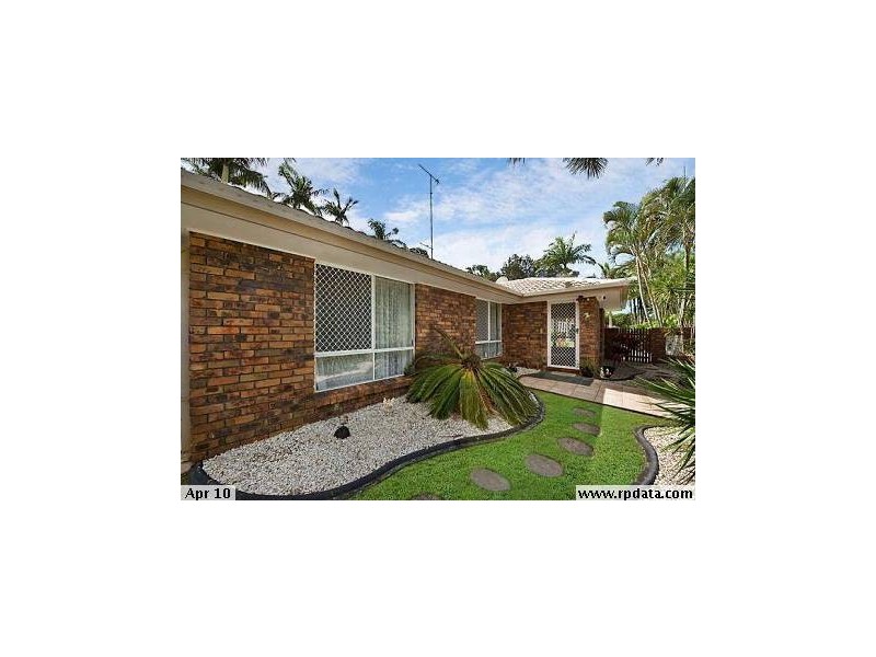 2 Mariners Crescent, Banora Point NSW 2486