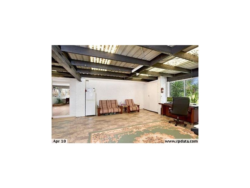 2 Mariners Crescent, Banora Point NSW 2486