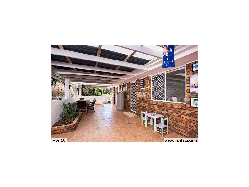 2 Mariners Crescent, Banora Point NSW 2486