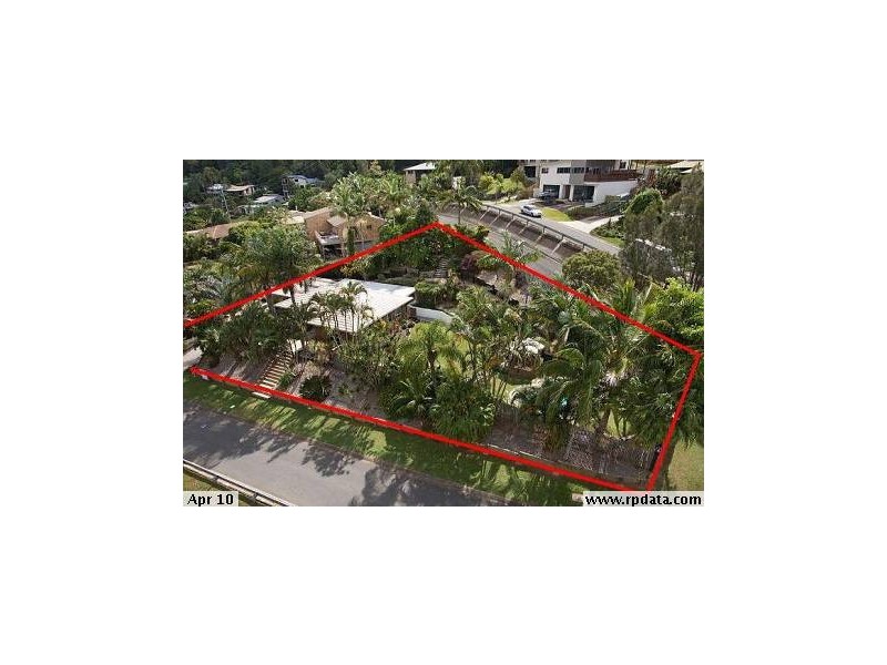2 Mariners Crescent, Banora Point NSW 2486