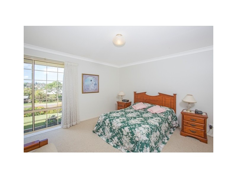 80 Glen Ayr DR, Banora Point NSW 2486