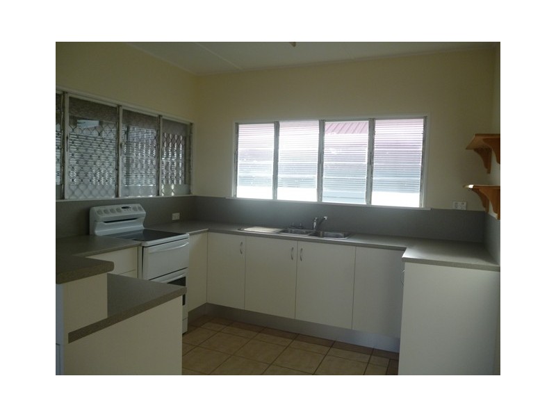 2/1023 Gold Coast Highway, Palm Beach QLD 4221