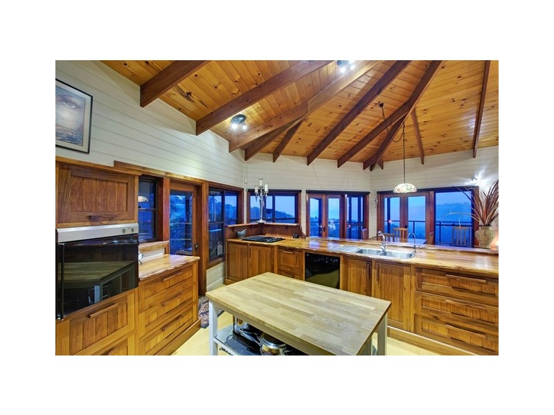 558 Bilambil Rd, Bilambil Heights NSW 2486