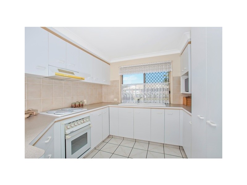 1 / 27 Birkdale Ct, Banora Point NSW 2486
