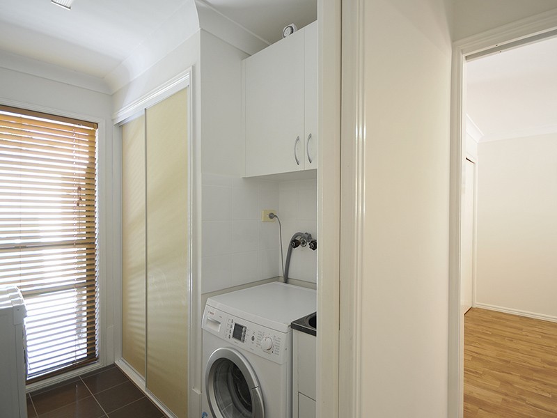 24 Mariners Crescent, Banora Point NSW 2486