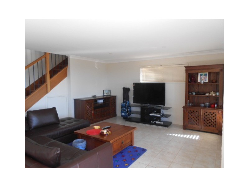 4/24 Bione Ave, Banora Point NSW 2486