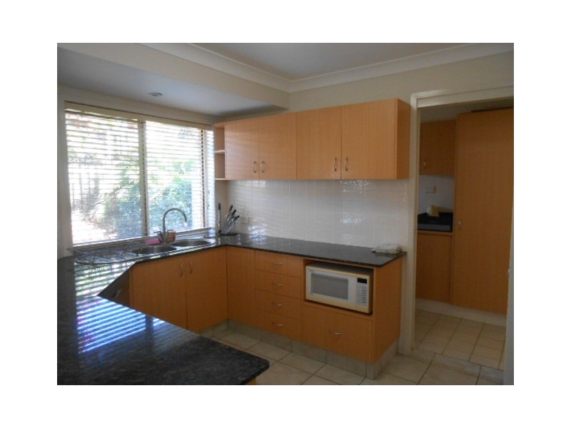 4/24 Bione Ave, Banora Point NSW 2486