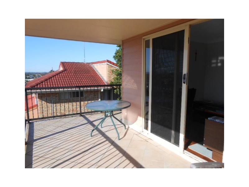 4/24 Bione Ave, Banora Point NSW 2486