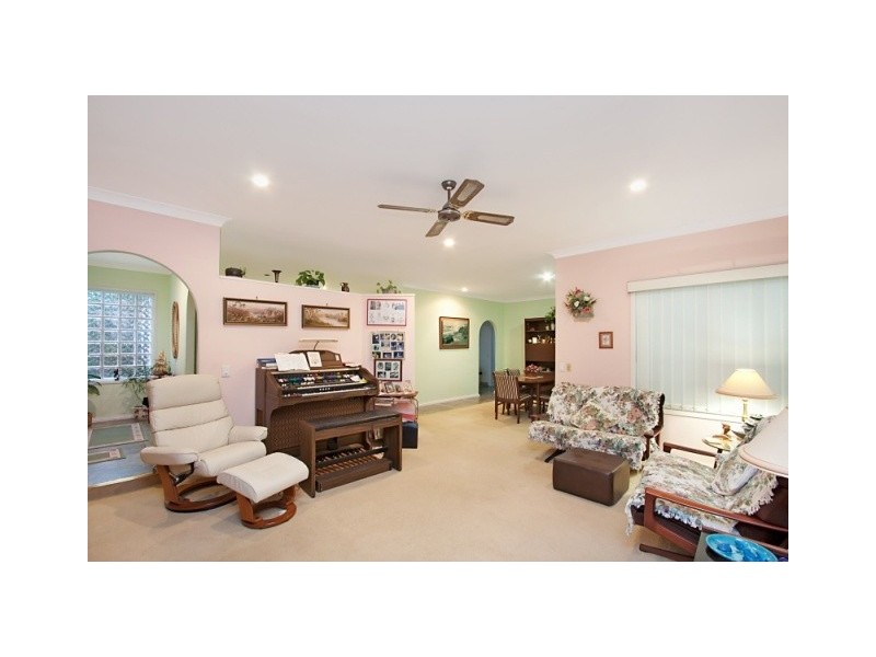 39 Glen Ayr Drive, Banora Point NSW 2486