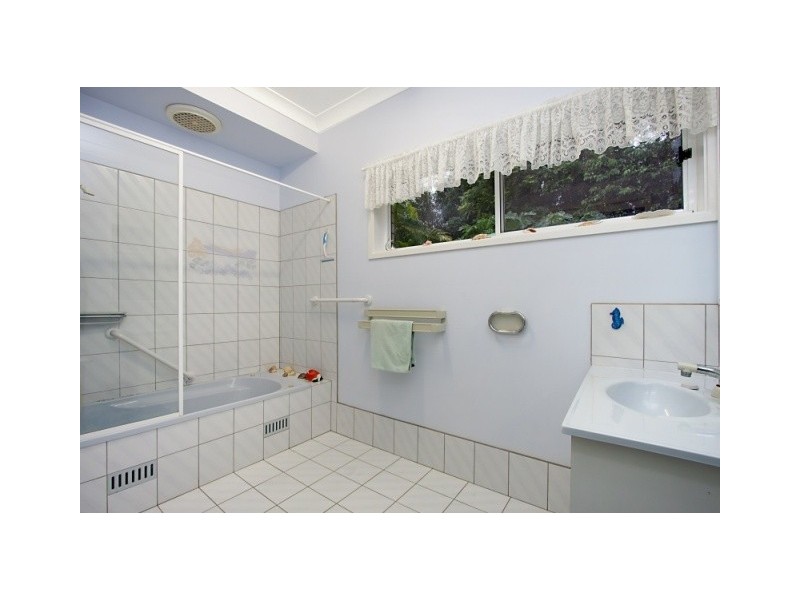 39 Glen Ayr Drive, Banora Point NSW 2486