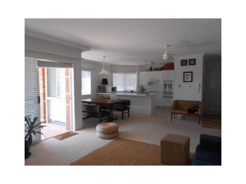 6/10 FRANCES ST, Tweed Heads NSW 2485