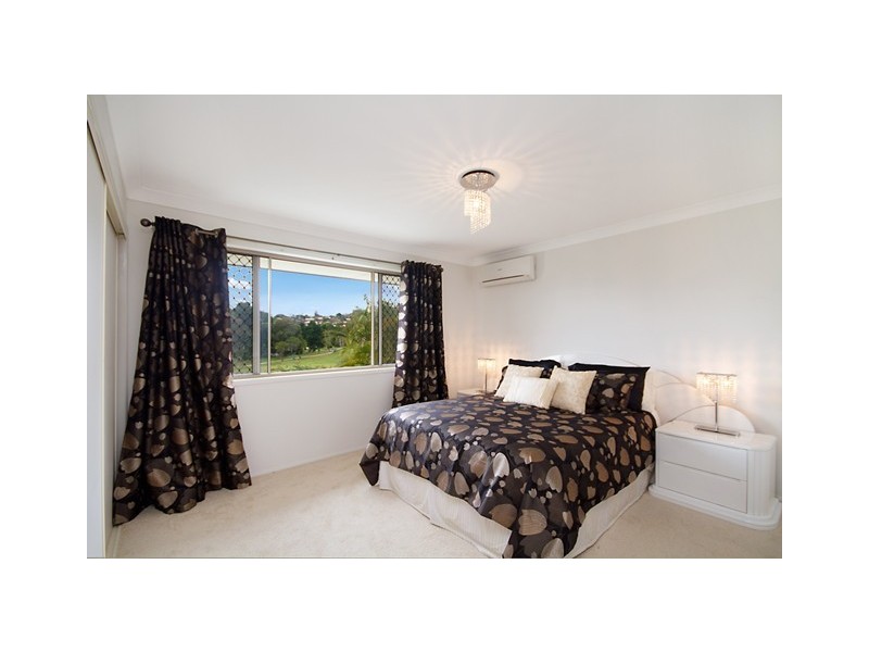 2 / 233 Darlington Drive, Banora Point NSW 2486