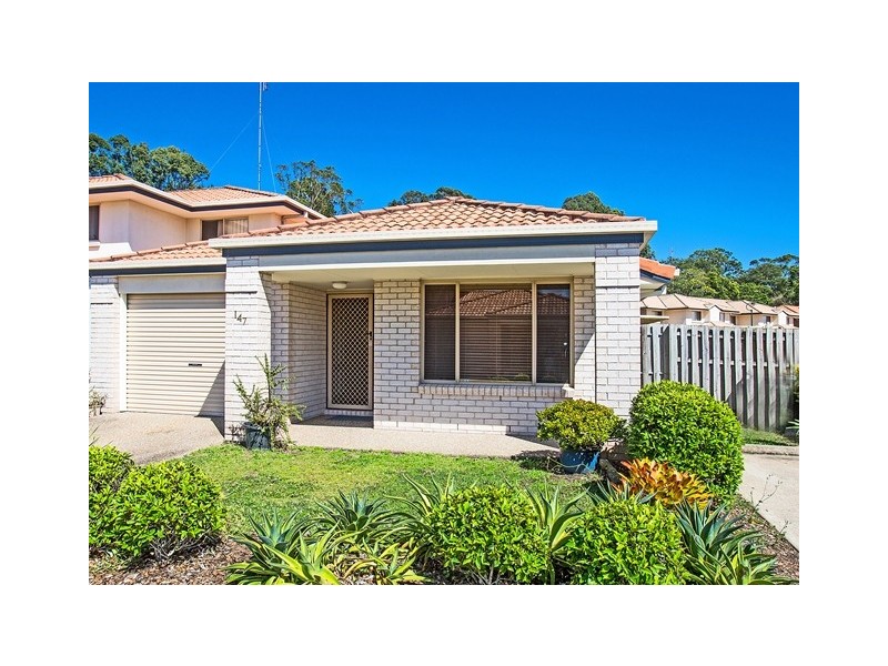 2 Falcon Way, Tweed Heads South NSW 2486