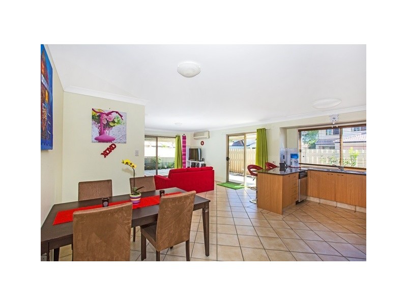 2 Falcon Way, Tweed Heads South NSW 2486