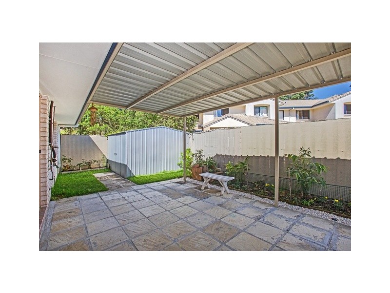 2 Falcon Way, Tweed Heads South NSW 2486