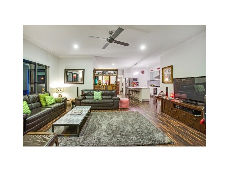 2 Hovea Drive, Pottsville NSW 2489