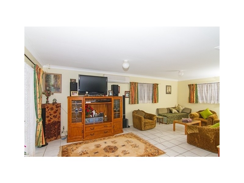 35 Simpson Dr, Bilambil Heights NSW 2486