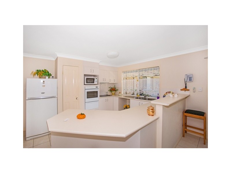 18 Foxhill Place, Banora Point NSW 2486