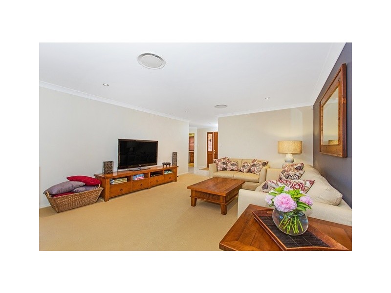 8 Aberdeen Court, Banora Point NSW 2486