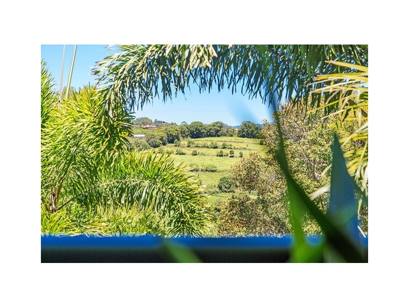 8 Aberdeen Court, Banora Point NSW 2486