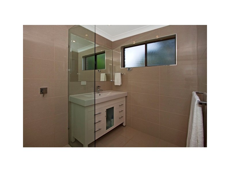 3 Peninsula Dr, Bilambil Heights NSW 2486