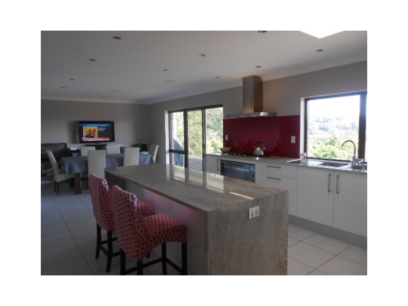 221 Beltana DR, Bilambil NSW 2486