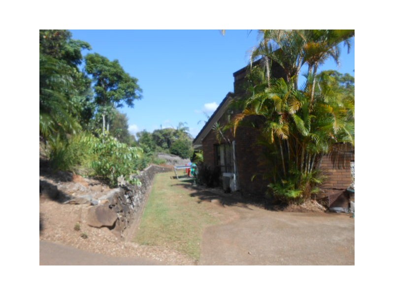 221 Beltana DR, Bilambil NSW 2486