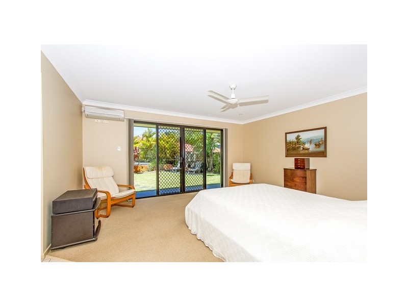 17 Grassmere Ct, Banora Point NSW 2486