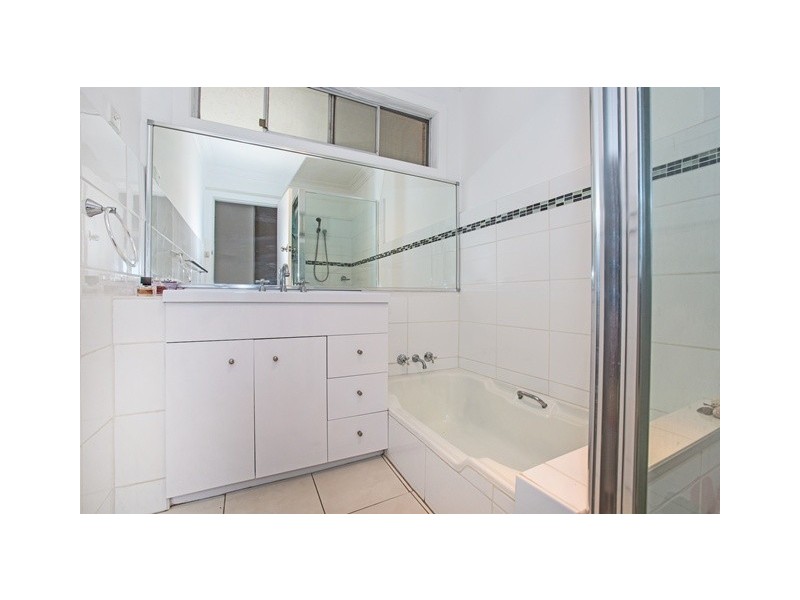 42 Lakeview TCE, Bilambil Heights NSW 2486