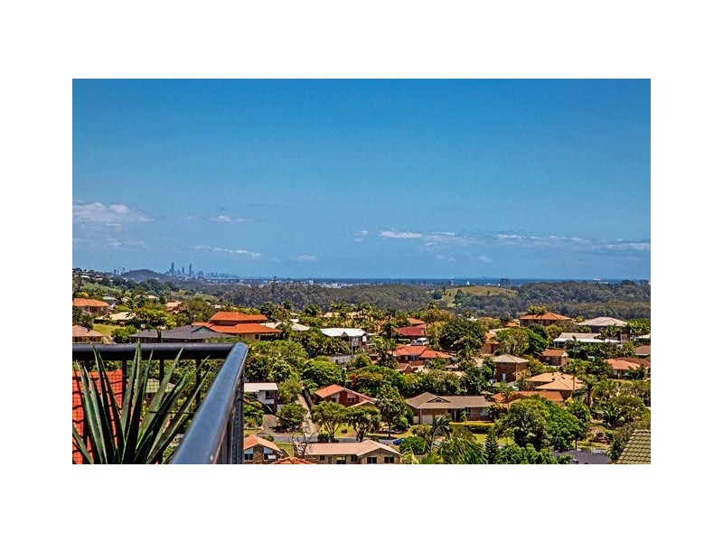 41 Lochlomond Dr, Banora Point NSW 2486