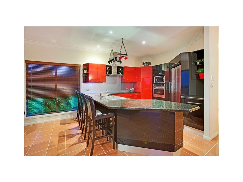 41 Lochlomond Dr, Banora Point NSW 2486