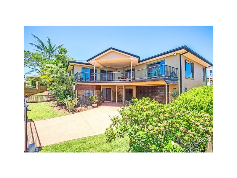 41 Lochlomond Dr, Banora Point NSW 2486