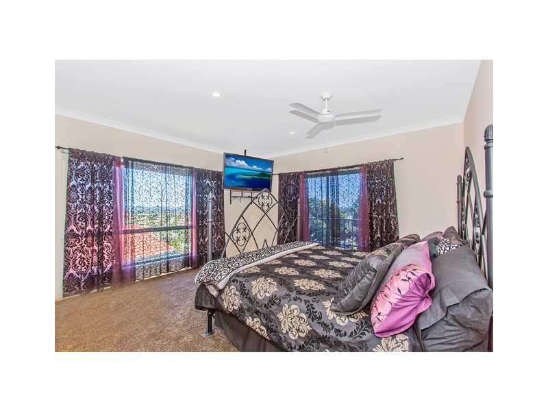 41 Lochlomond Dr, Banora Point NSW 2486