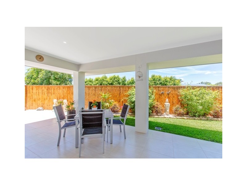 82 Botanical Cct, Banora Point NSW 2486