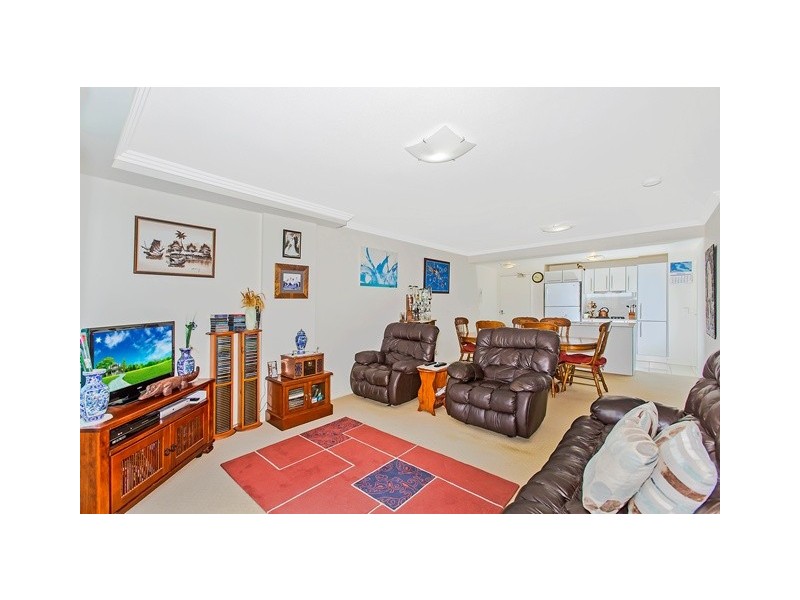 1201 / 10 Fifth Ave, Palm Beach QLD 4221