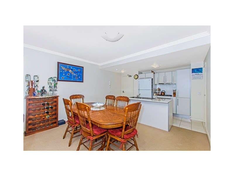 1201 / 10 Fifth Ave, Palm Beach QLD 4221
