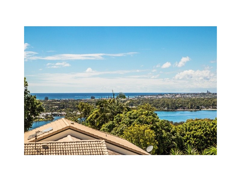 40 Terranora Rd, Banora Point NSW 2486