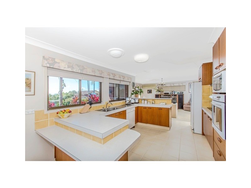 40 Terranora Rd, Banora Point NSW 2486