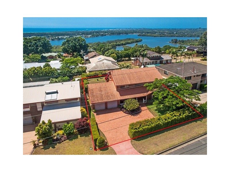 40 Terranora Rd, Banora Point NSW 2486